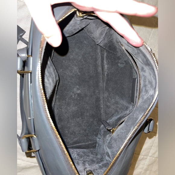 Saint Laurent Classic Duffle Bag - Picture 10 of 16